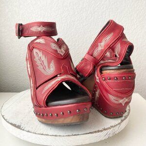Lane Boots LEXINGTON Womens Red Wedges 11 Western Sandals Cowgirl Wooden Heels